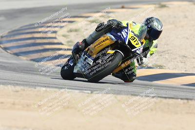 media/Oct-04-2025-CVMA (Sat) [[408bcdd6e4]]/Race 10-Amateur Supersport Middleweight/